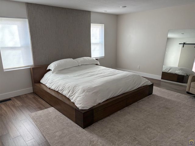 3502 SW Stonybrook DR, Topeka, KS 66614