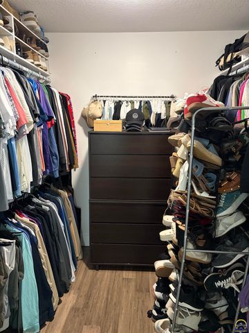 3502 SW Stonybrook DR, Topeka, KS 66614