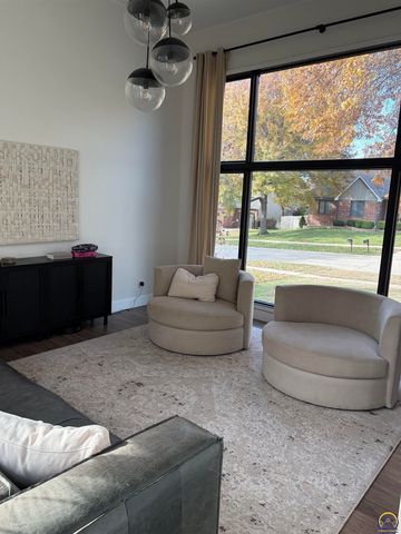 3502 SW Stonybrook DR, Topeka, KS 66614