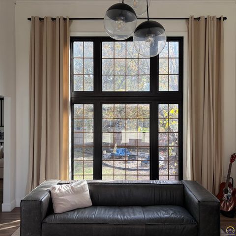 3502 SW Stonybrook DR, Topeka, KS 66614