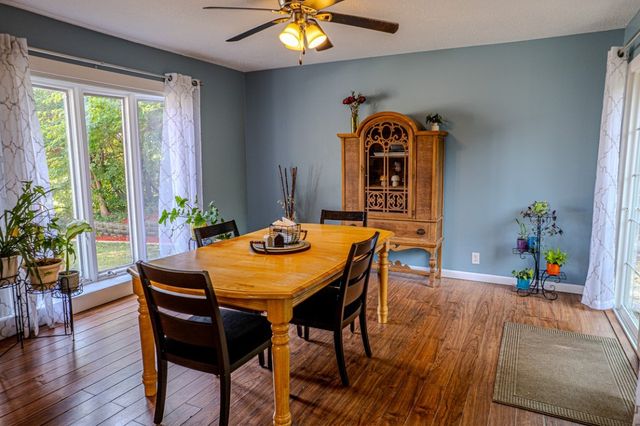 3010 Bowling Street SW, Cedar Rapids, IA 52404