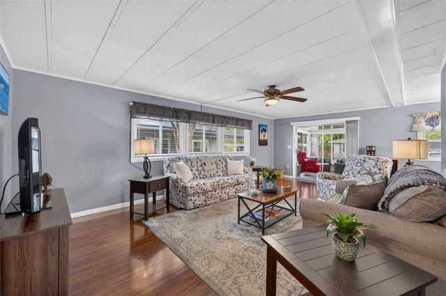 219 PARADISE S, Leesburg, FL 34788