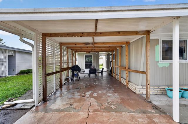 219 PARADISE S, Leesburg, FL 34788