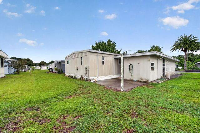 219 PARADISE S, Leesburg, FL 34788