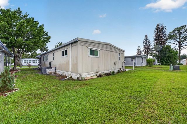 219 PARADISE S, Leesburg, FL 34788