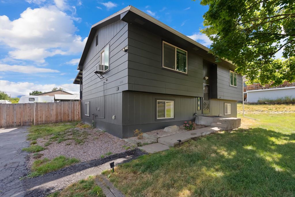 1001 E 4th Avenue, Polson, MT 59860 photo 3