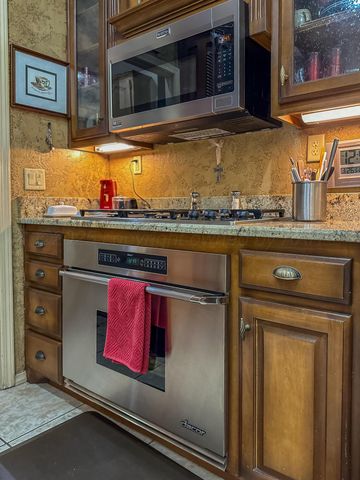 104 Timberlake Court, Borger, TX 79007