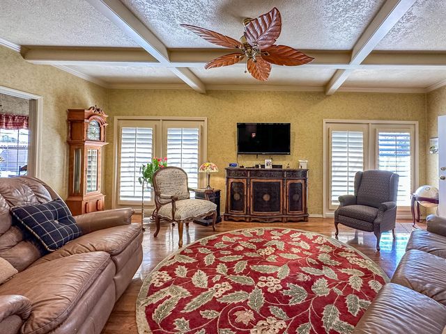 104 Timberlake Court, Borger, TX 79007