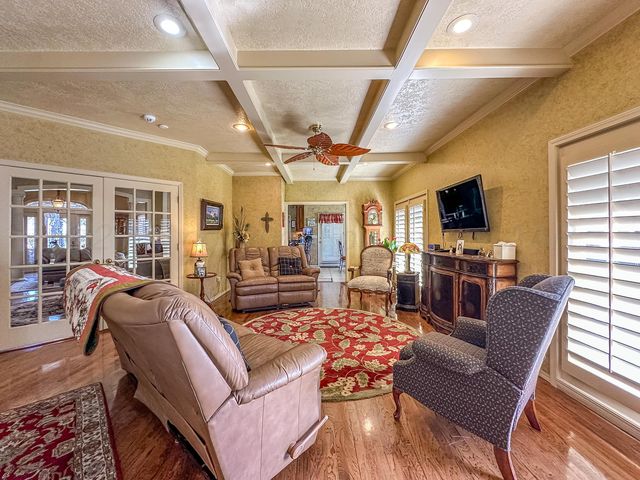 104 Timberlake Court, Borger, TX 79007