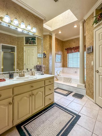 104 Timberlake Court, Borger, TX 79007