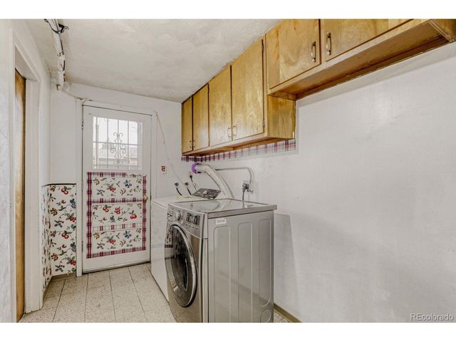 333 Empire St, Aurora, CO 80010