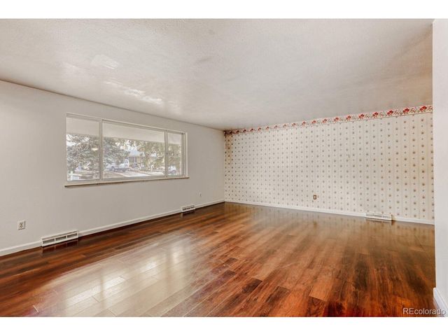 333 Empire St, Aurora, CO 80010