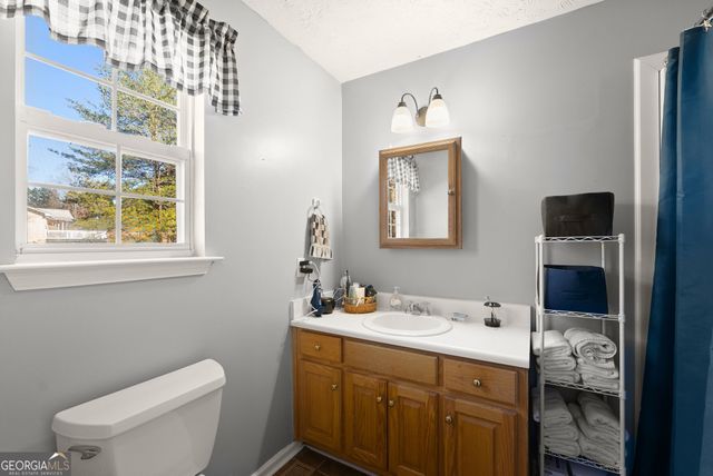 815 Copper Mines Road, Murrayville, GA 30564