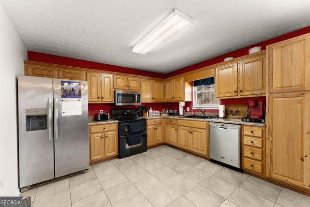 815 Copper Mines Road, Murrayville, GA 30564