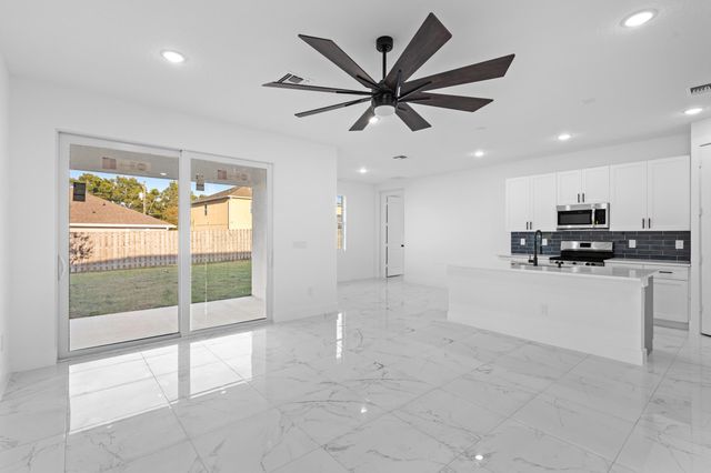 5271 NW Mayfield Lane, Port St. Lucie, Port St Lucie, FL 34983