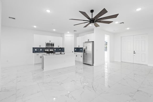 5271 NW Mayfield Lane, Port St. Lucie, Port St Lucie, FL 34983