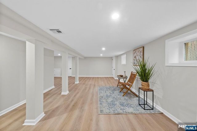 484 Sylvan Street, Saddle Brook, NJ 07663