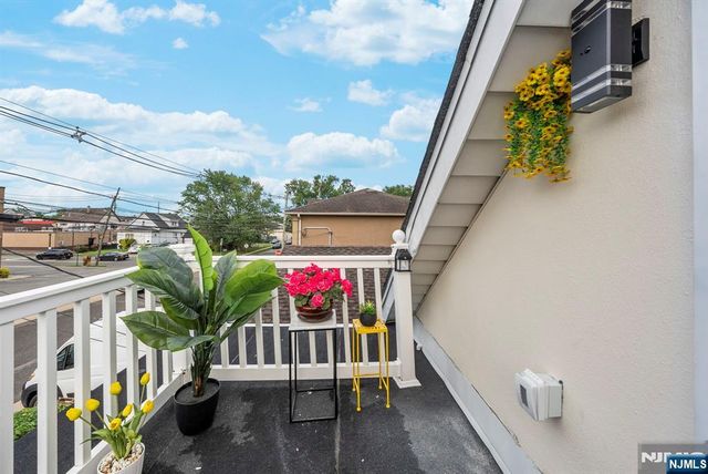 484 Sylvan Street, Saddle Brook, NJ 07663