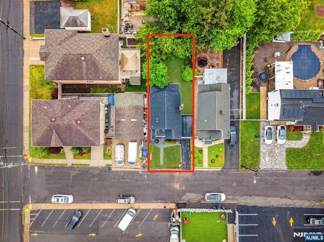 484 Sylvan Street, Saddle Brook, NJ 07663