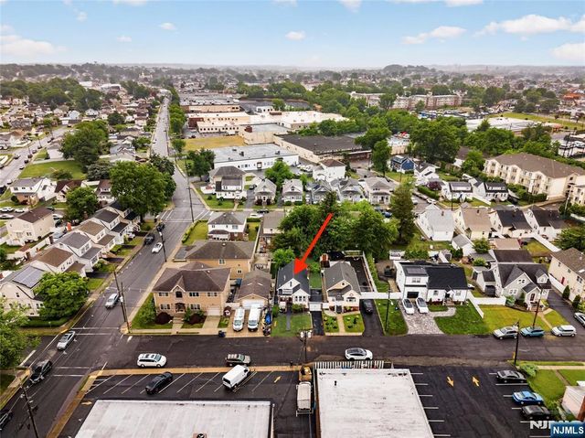484 Sylvan Street, Saddle Brook, NJ 07663