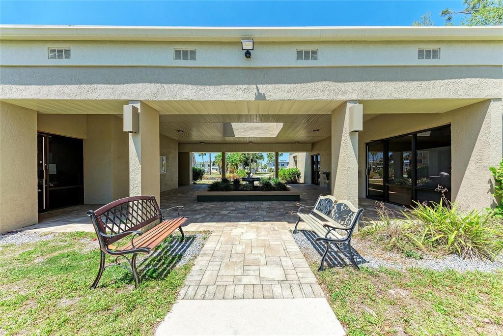 Image 37 of property listing at 2300 AARON ST. STREET 204, Port Charlotte, FL 33952