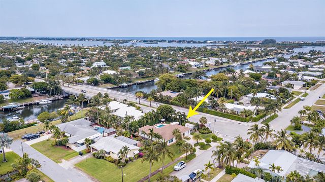 202 Maryland Drive, Lake Worth Beach, FL 33460