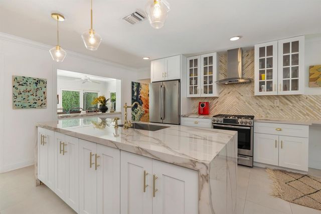 202 Maryland Drive, Lake Worth Beach, FL 33460