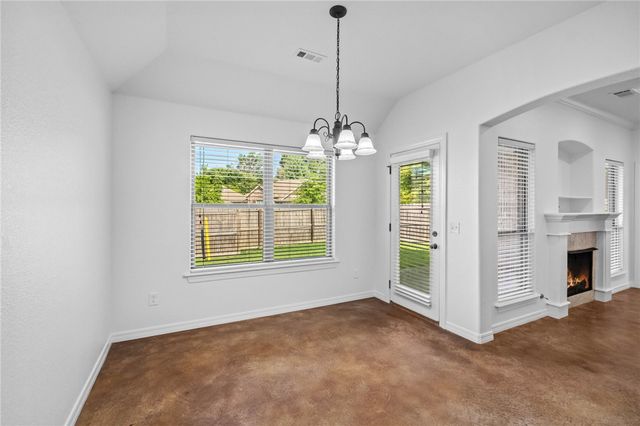3077 N Downs Avenue, Fayetteville, AR 72704