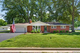 612 S Polk Street, Millstadt, IL 62260