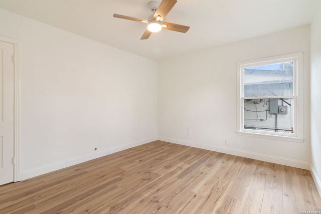 443 WALTON AVE, San Antonio, TX 78225