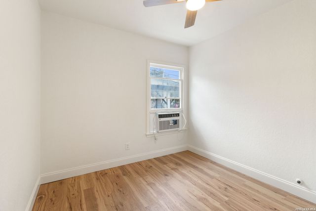 443 WALTON AVE, San Antonio, TX 78225