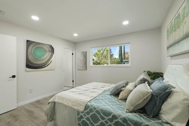 7745 Mary Lou Way, Sacramento, CA 95832