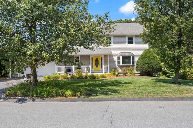10 Shelley Drive, Nashua, NH 03062