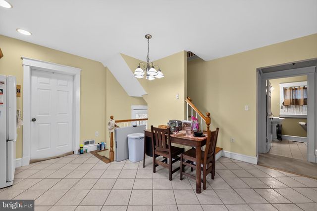 370 W CLAYTON AVE, Clayton, NJ 08312