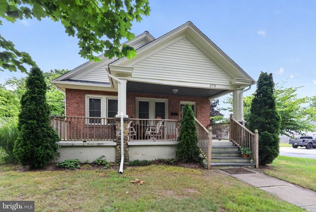 370 W CLAYTON AVE, Clayton, NJ 08312