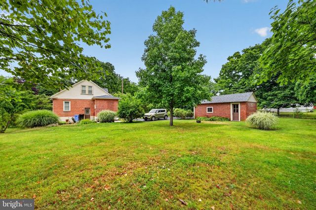 370 W CLAYTON AVE, Clayton, NJ 08312
