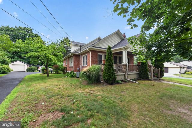 370 W CLAYTON AVE, Clayton, NJ 08312