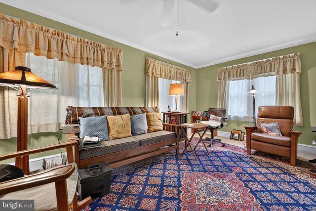 370 W CLAYTON AVE, Clayton, NJ 08312