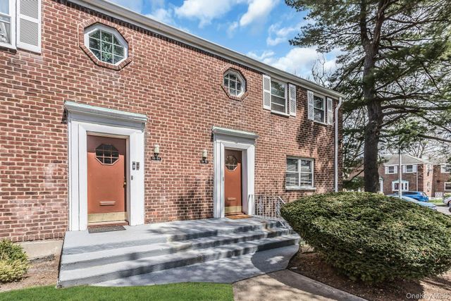 13152 234th Street 1STFL, Rosedale, NY 11422