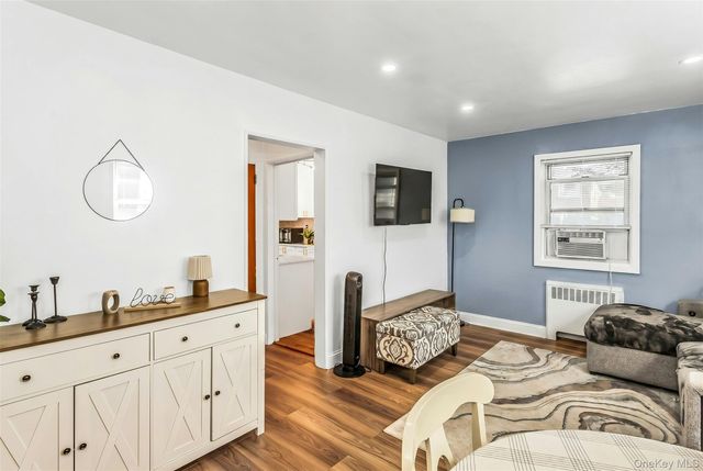 13152 234th Street 1STFL, Rosedale, NY 11422