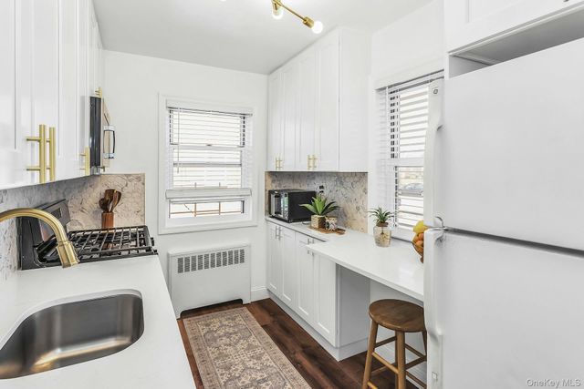 13152 234th Street 1STFL, Rosedale, NY 11422