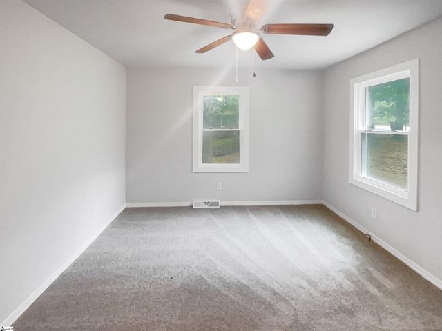 308 Piedmont Avenue, Taylors, SC 29687