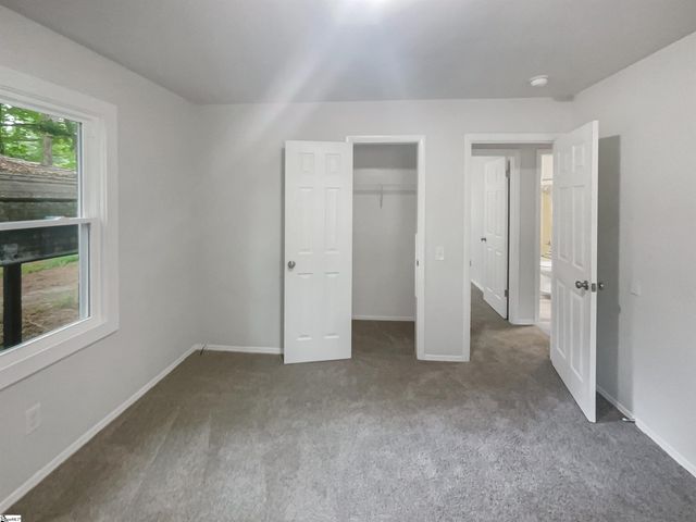 308 Piedmont Avenue, Taylors, SC 29687