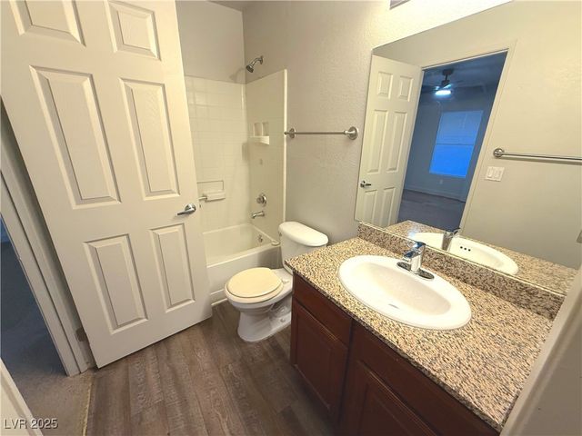 6800 East Lake Mead Boulevard 1015, Las Vegas, NV 89156