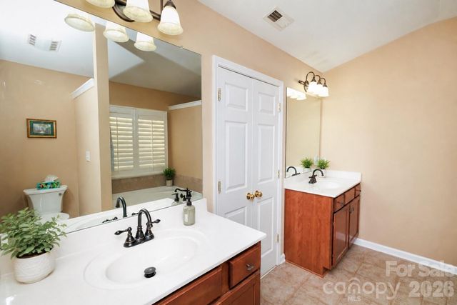1457 Prestbury Road NW, Concord, NC 28027