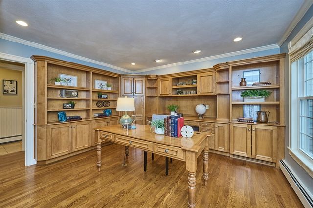 99 Hartford Street, Medfield, MA 02052