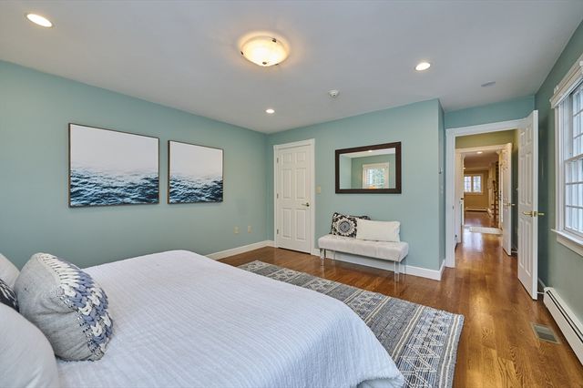 99 Hartford Street, Medfield, MA 02052