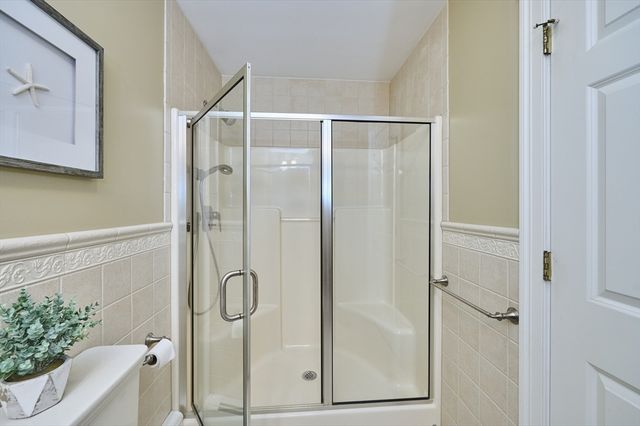 99 Hartford Street, Medfield, MA 02052