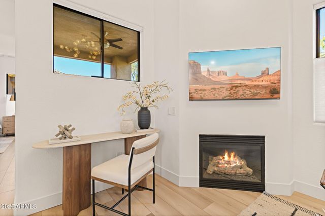 7027 N SCOTTSDALE Road 233, Scottsdale, AZ 85253
