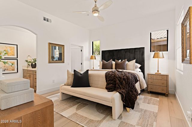 7027 N SCOTTSDALE Road 233, Scottsdale, AZ 85253